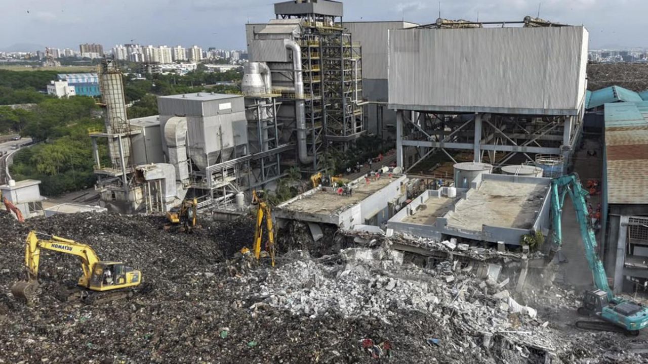 Pune Building Collapse