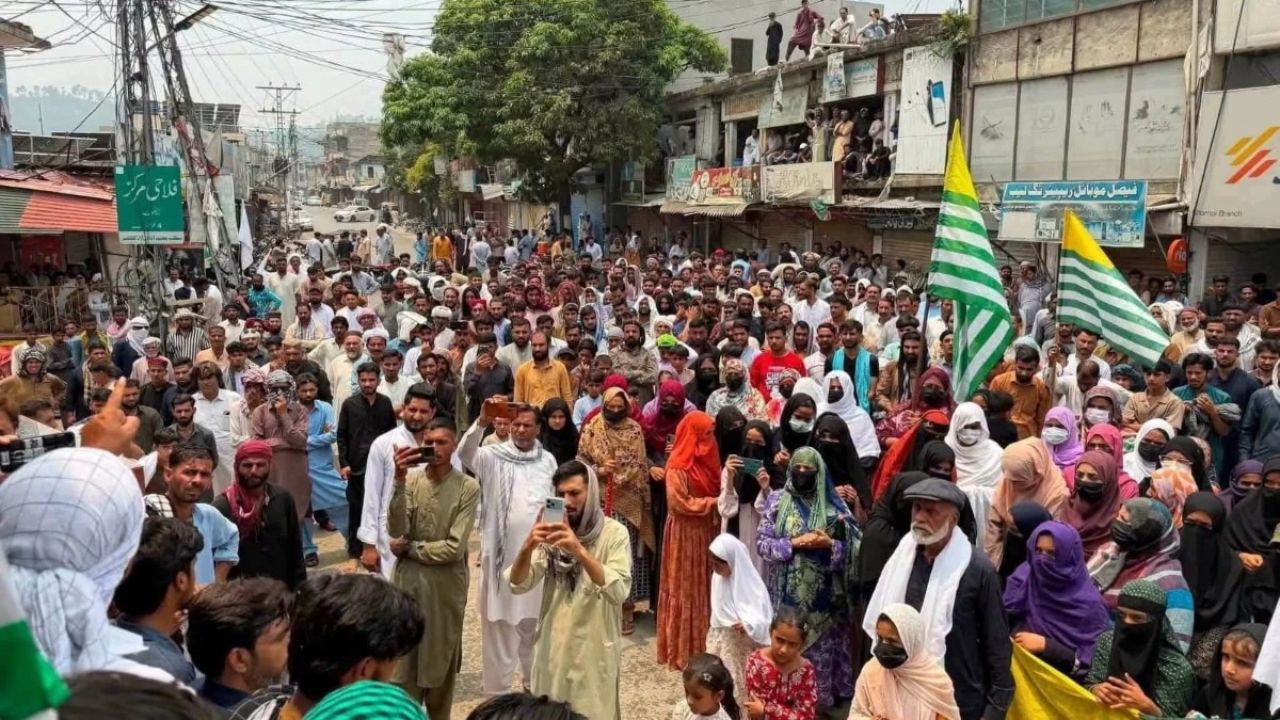 Rangers Fire on PoJK Protesters