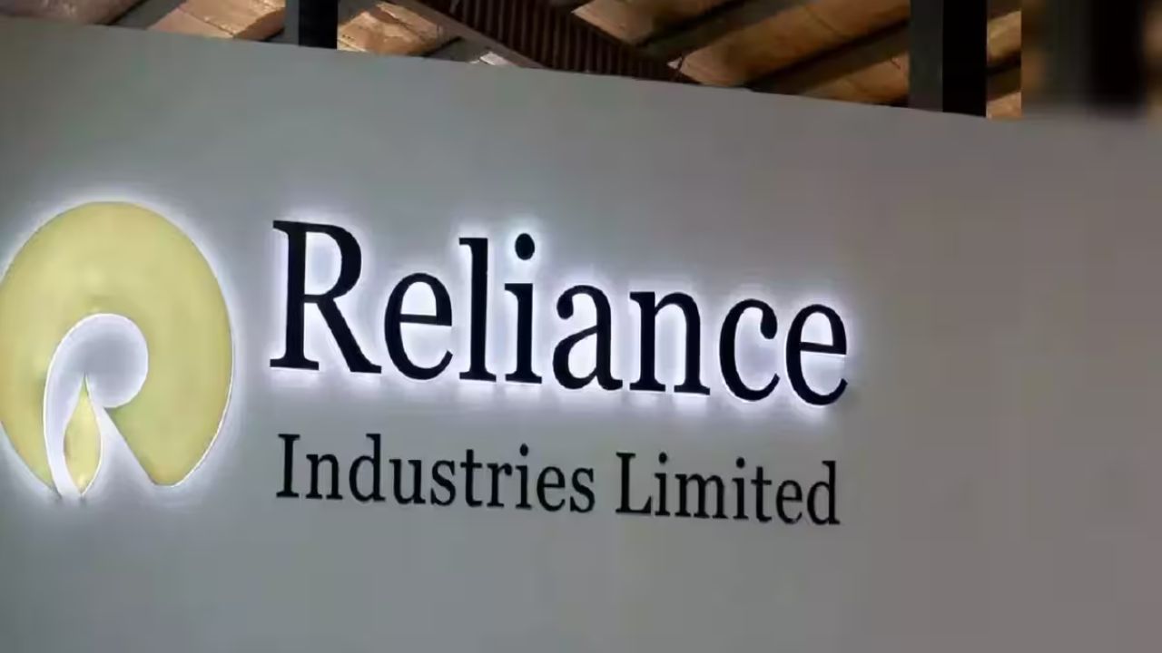 Reliance Posts 22% Profit Fall
