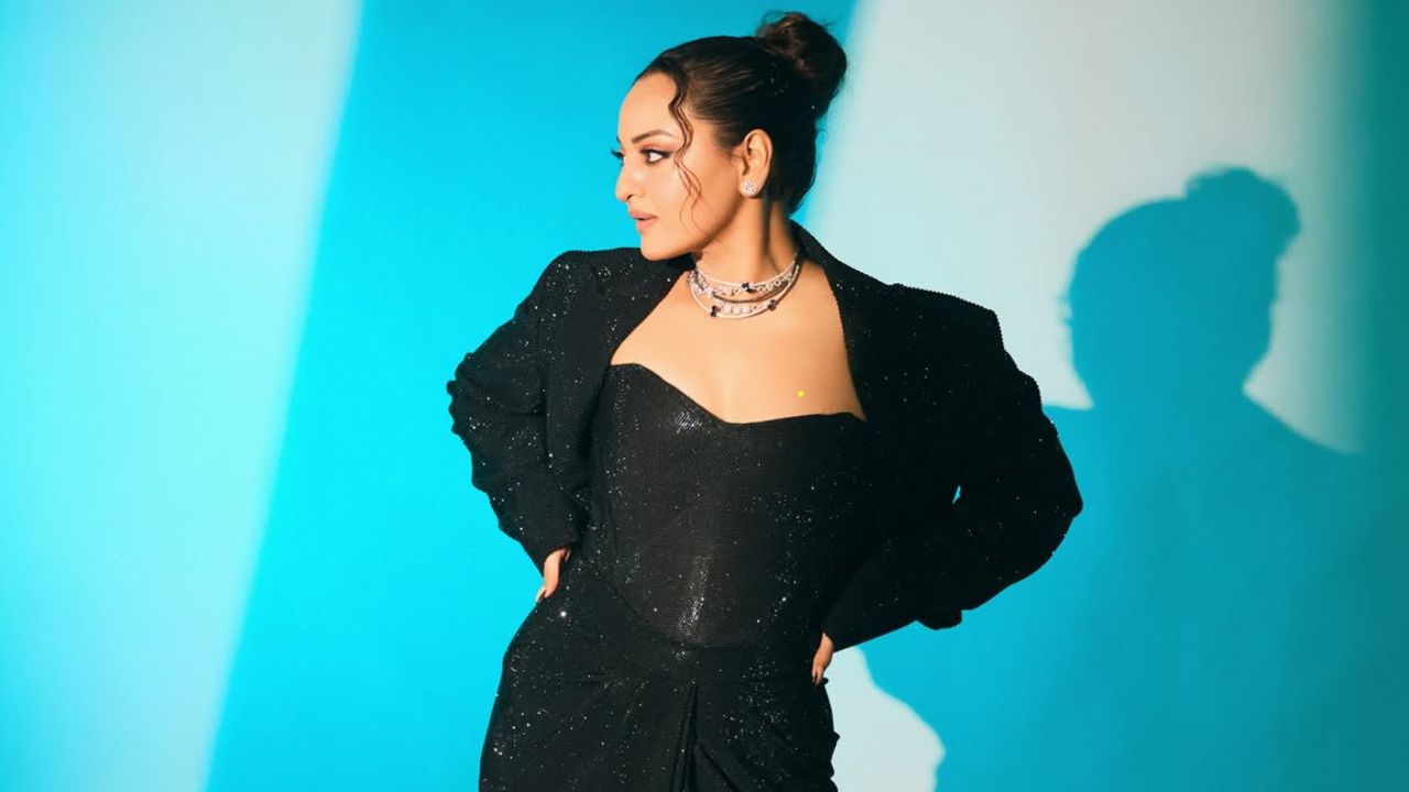 Sonakshi Sinha shares lathi‑charge visuals