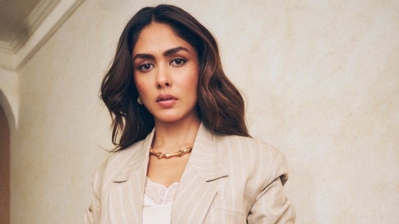 Mrunal Thakur dating controversy