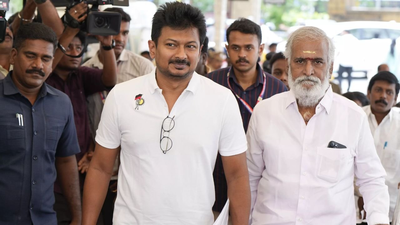 DMK Rejects MLA Car Plan