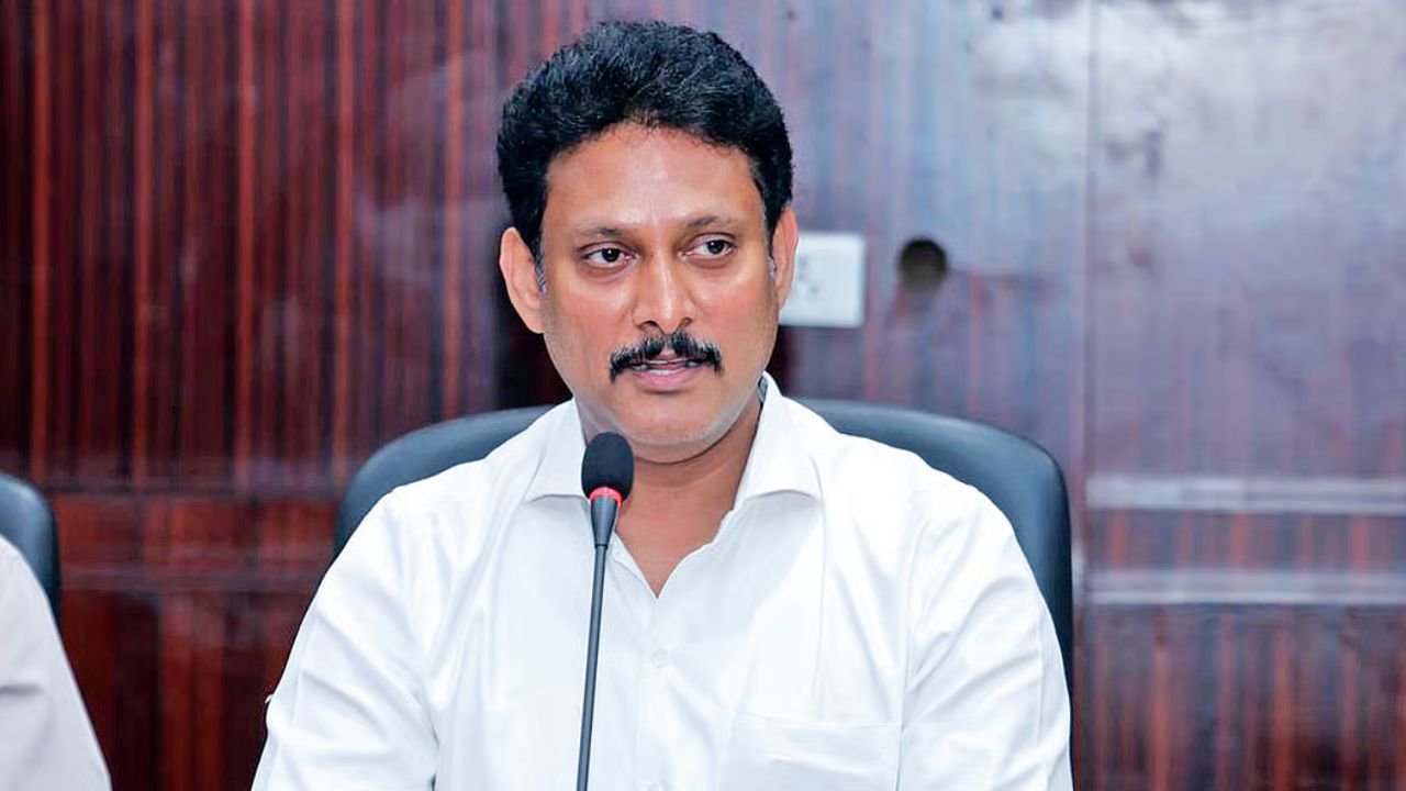 அன்பில் மகேஷ்
