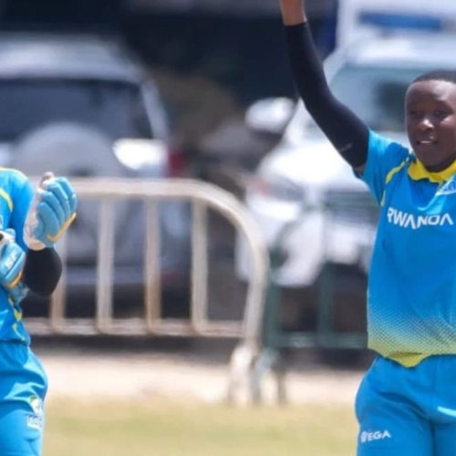 ஃபானி உட்டாகுஷிமனிந்தே