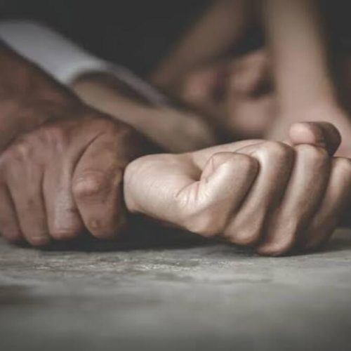  மாணவி கர்ப்பம்.