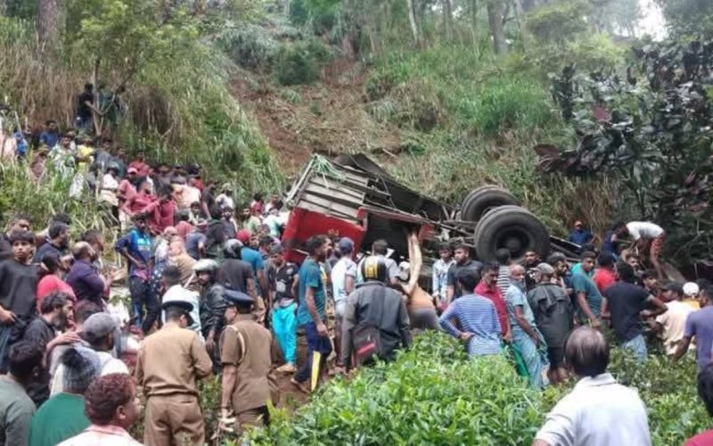 21 killed in Sri Lanka bus accident