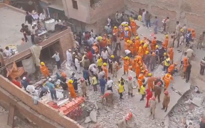 building collapses in Delhi