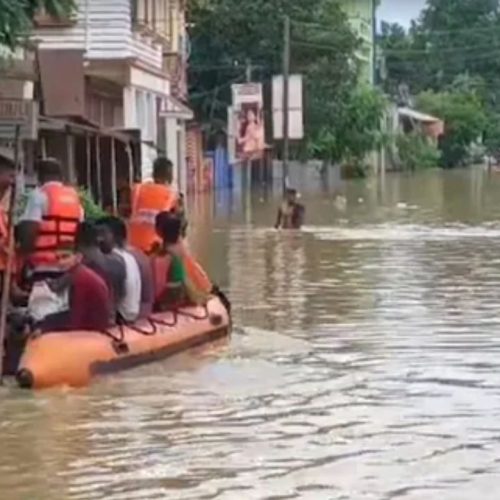 வெள்ளத்தில் மிதக்கும் திரிபுரா