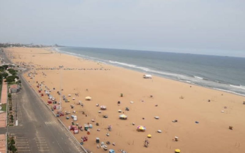 A sudden commotion was caused by two young women who jumped into the Chennai Marina sea