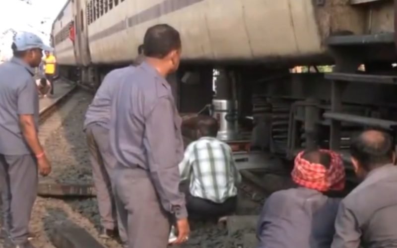 A train derailed in Nagpur