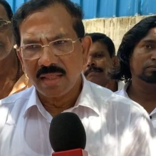 அ.தி.மு.க. முன்னாள் அமைச்சர் பாண்டியராஜன்