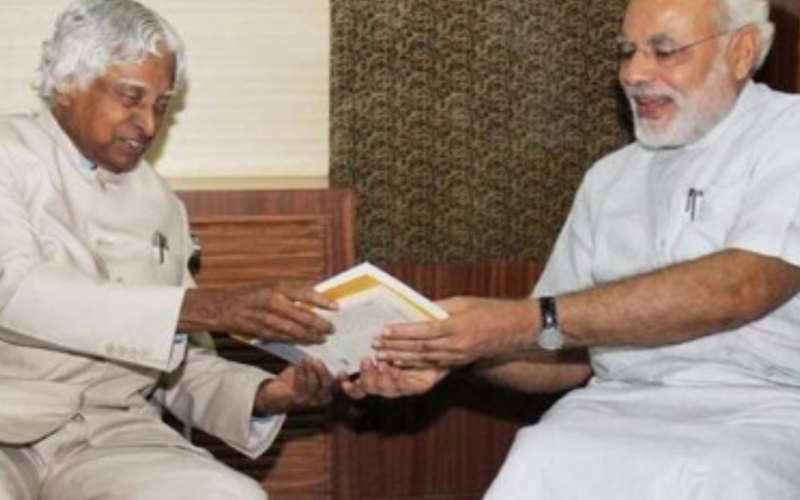 he looked for challanges pm modi remembers abdul kalam