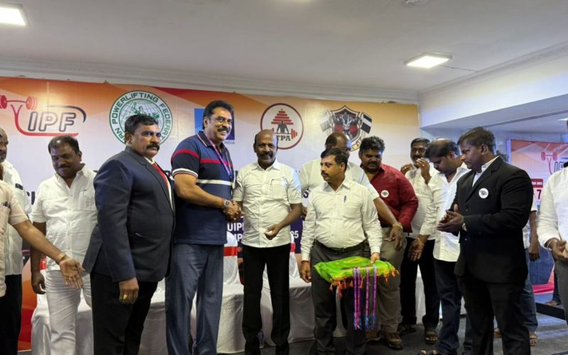 Actor Ajay Ratnam wins gold Medal