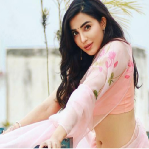 நடிகை பார்வதி நாயர்
