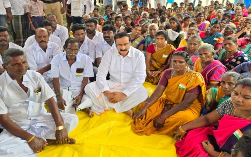 Anbumani Ramadoss demands to close 1000 liquor shops in 6 months