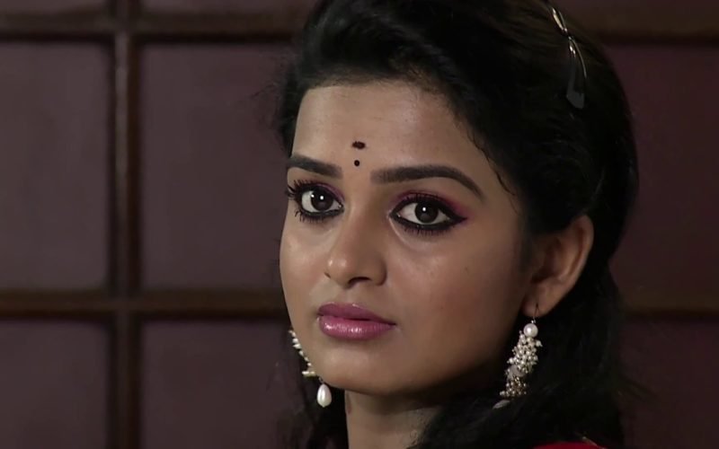 How is the Adira mystery series aired on Kanyar TV