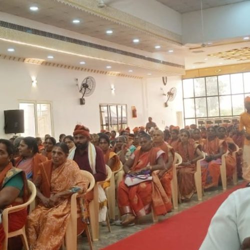 அகிலத்திரட்டு விளக்க உரை நான்கு மொழிகளில் வெளியீடு விழா கூட்டத்தில் கலந்து கொண்ட மக்கள்