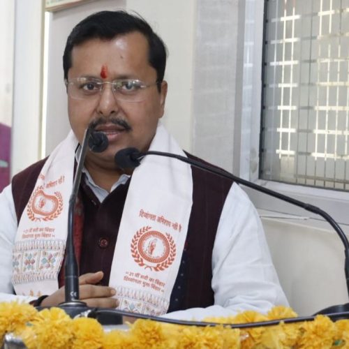 பா.ஜ.க செயல் தலைவர் நிதின் நபின்
