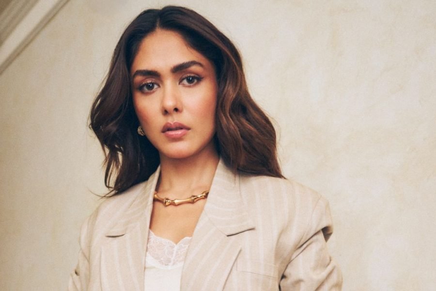 Mrunal Thakur dating controversy