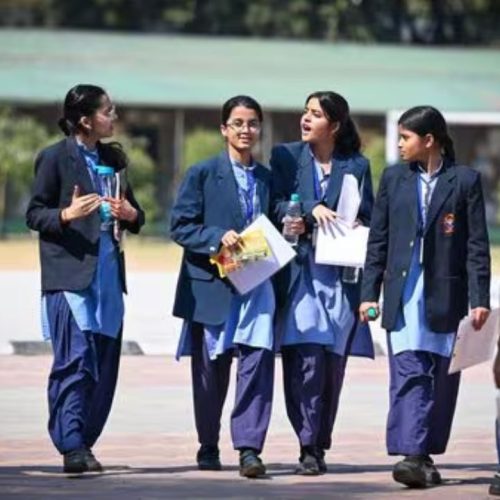 சி.பி.எஸ்.இ தேர்வுகள் ரத்து
