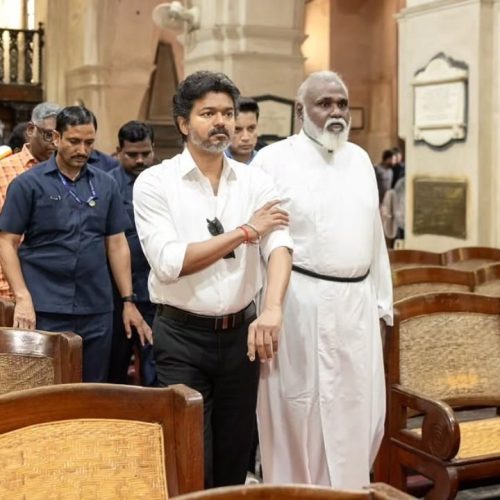 புனித ஜார்ஜ் கோட்டை தேவாலயத்தில் விஜய்
