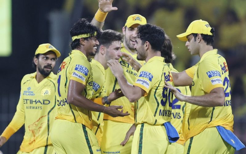 CSK Beat MI by 8 Wickets in Chennai