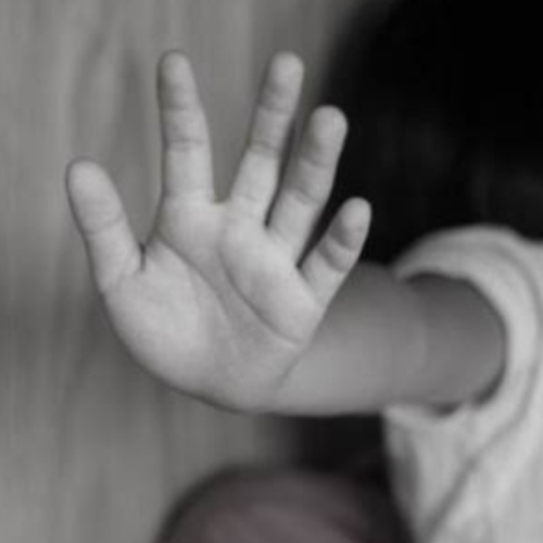 சிறுமி பாலியல் வன்புணர்வு
