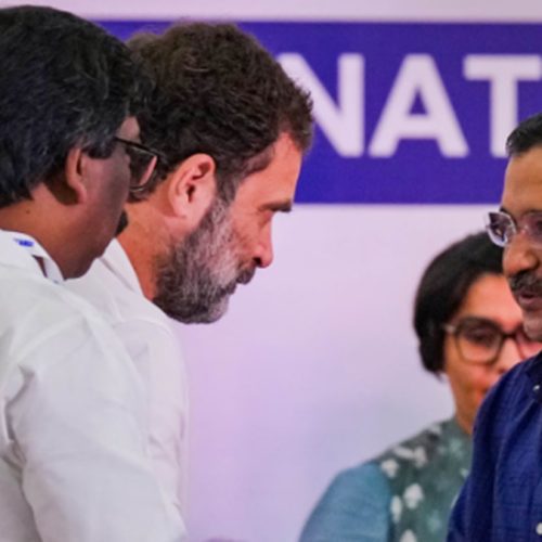ராகுலுடன் கெஜ்ரிவால்