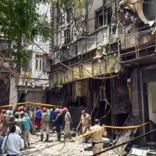 Delhi Hotel Fire Panic Jumps to Escape
