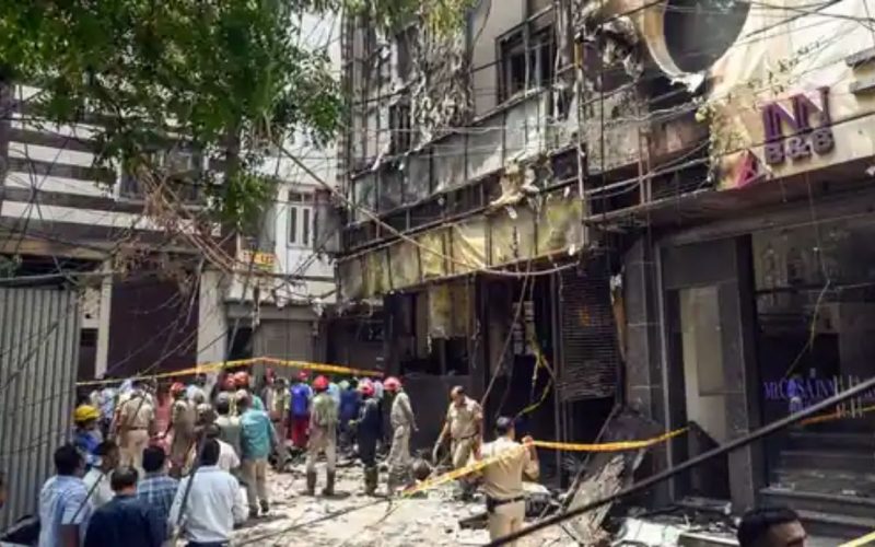 Delhi Hotel Fire Panic Jumps to Escape