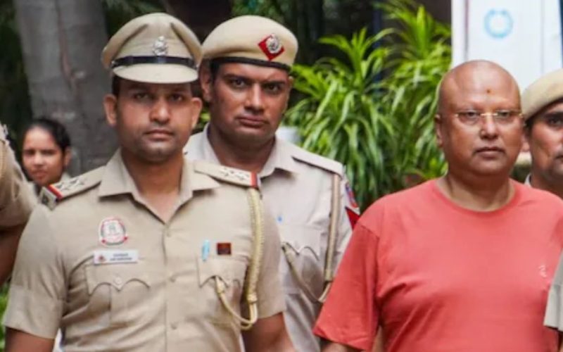 Delhi baba Swami Chaitanyanand Saraswati case