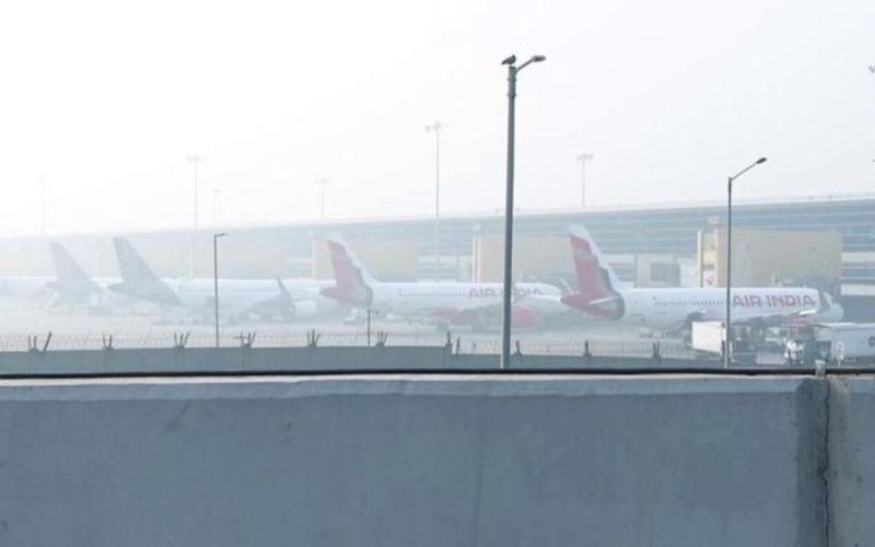 Delhi airport issue