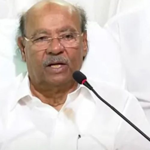 பா.ம.க நிறுவனர்- தலைவர் ராமதாஸ்
