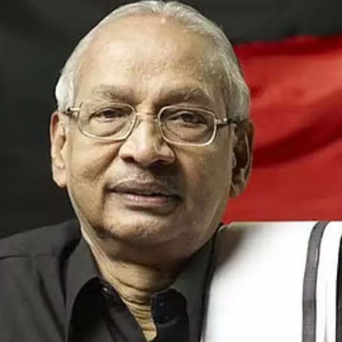 திராவிடர் கழகத் தலைவர் கி வீரமணி