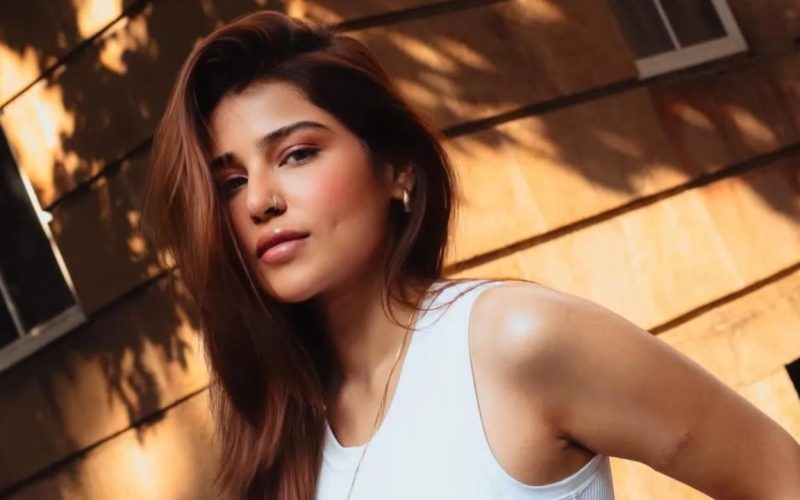 Edin Rose in Rajini Film