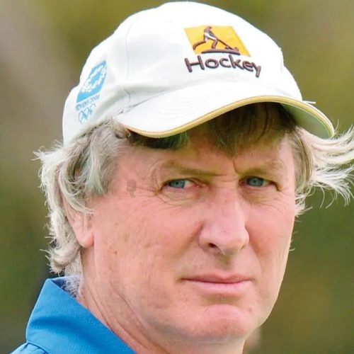 புகழ்பெற்ற ஹாக்கி வீரர் மைக்கேல் நாப்ஸ்
