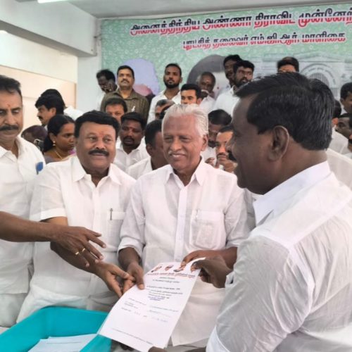 ராதாபுரம் தொகுதியில் போட்டியிட விருப்ப மனு அளித்தார் சௌந்தரராஜன்.