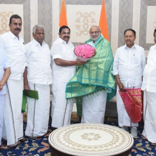குடியரசுத் துணை தலைவர் சி.பி ராதாகிருஷ்ணனை சந்தித்த எடப்பாடி பழனிசாமி.