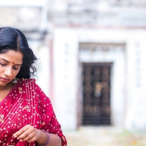 நடிகை கேப்ரியல்லா செல்லஸ்