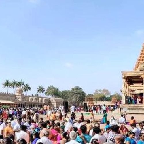 Thanjavur Temple Crowd