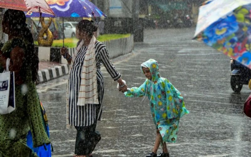 Heavy Rain Batters Maharashtra
