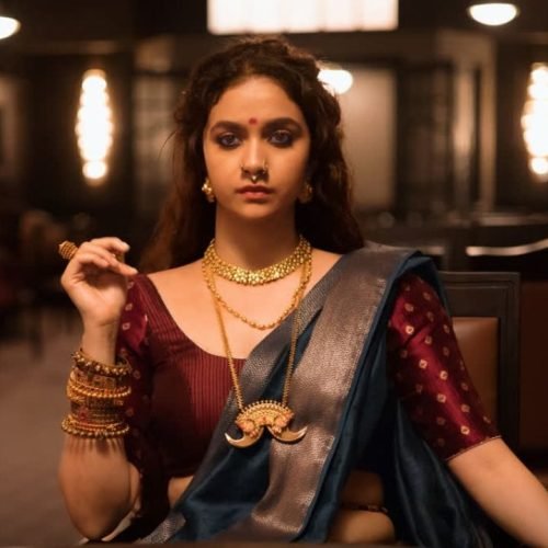 Akka Web Series Review