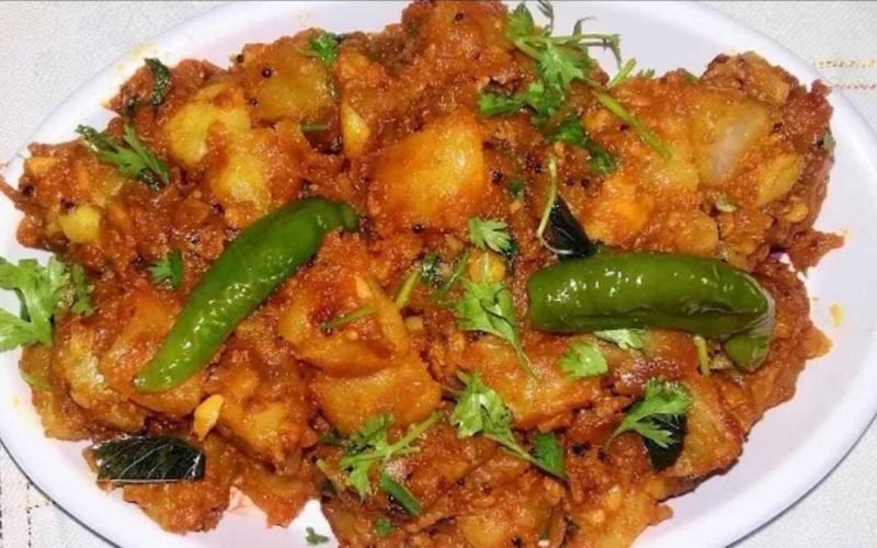How to make Urulaikilangu Poriyal