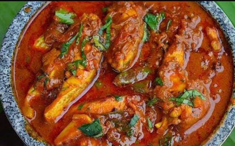 How to make meen kulambu