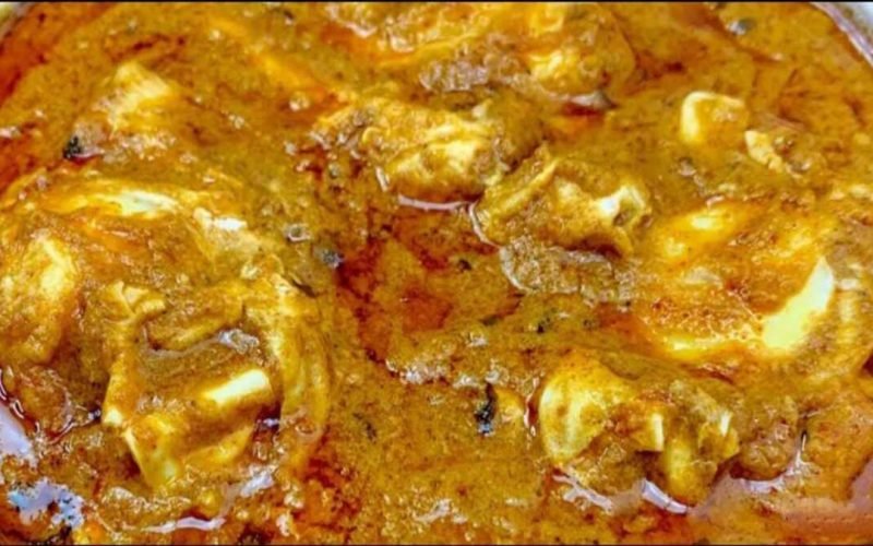 How to make muttai kulambu
