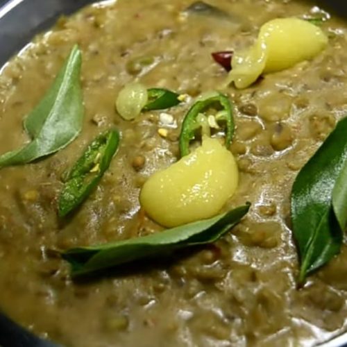 பச்சை பயறு குழம்பு  