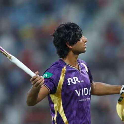 கொல்கத்தா வீரர் ரகுவன்ஷி
