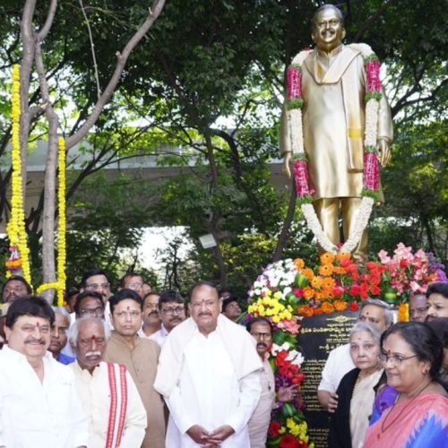 எஸ்.பி.பி திருவுருவ சிலை திறப்பு
