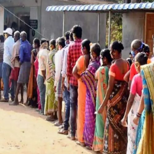 தெலங்கானாவில் கிராம பஞ்சாயத்து வாக்குப்பதிவு