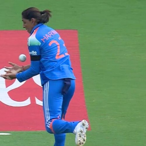 கேட்ச்சை நழுவ விட்ட ஹர்மன் ப்ரீத்